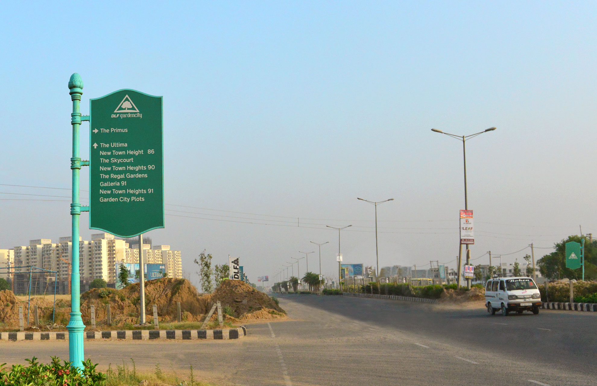 lopez-design-dlf-garden-city-road-sign-post-signage