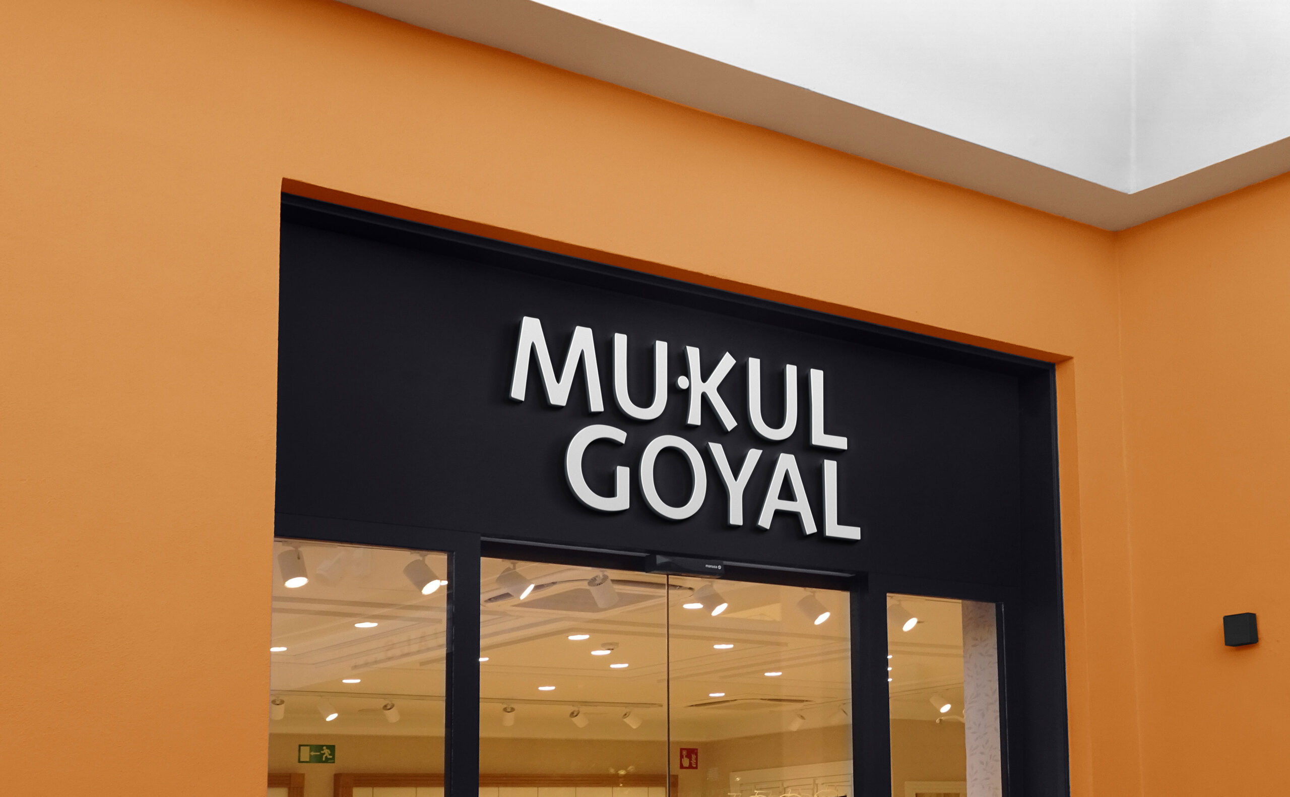 lopez-design-mukul-goyal-store-design